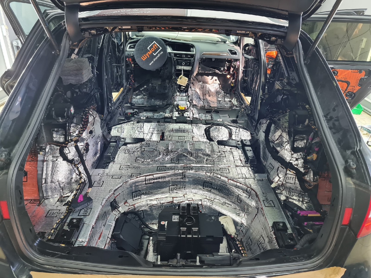 Багажник 1 слой виброизоляция Шумоизоляция Audi A4 Allroad